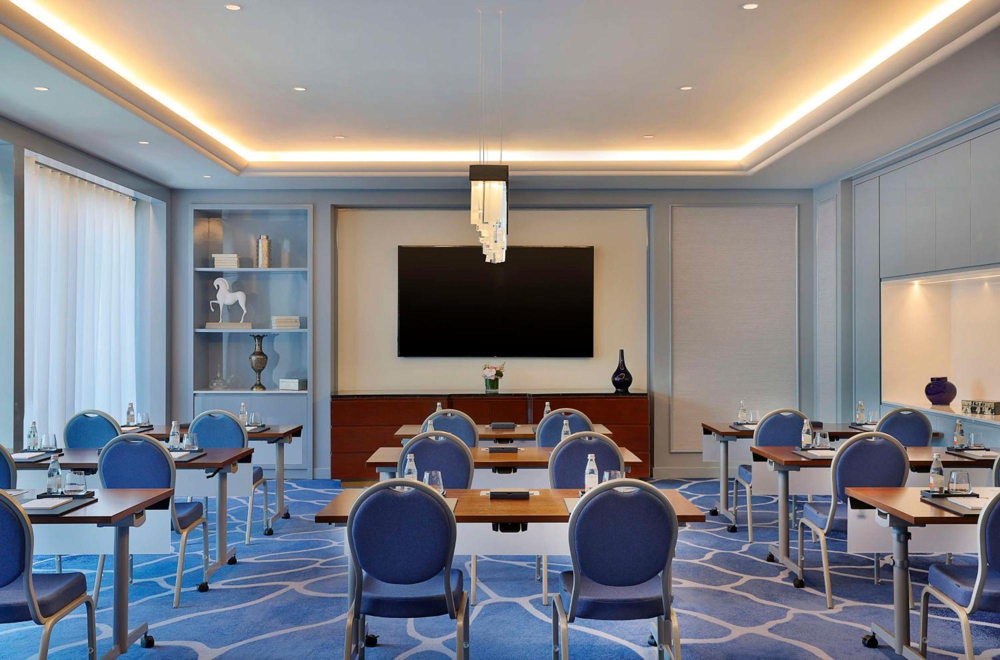 Waldorf Astoria Doha Lusail Екстер'єр фото Meeting room
